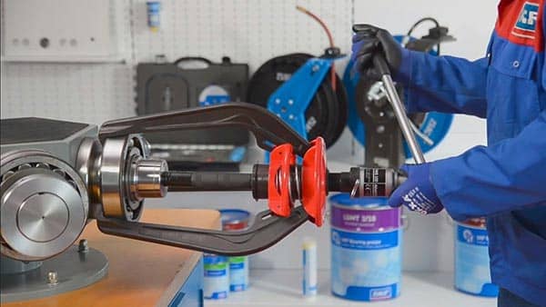 ابزارهای لازم برای نصب حرفه‌ای بلبرینگ