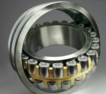 تفاوت بار محوری و بار شعاعی در بلبرینگ SKF